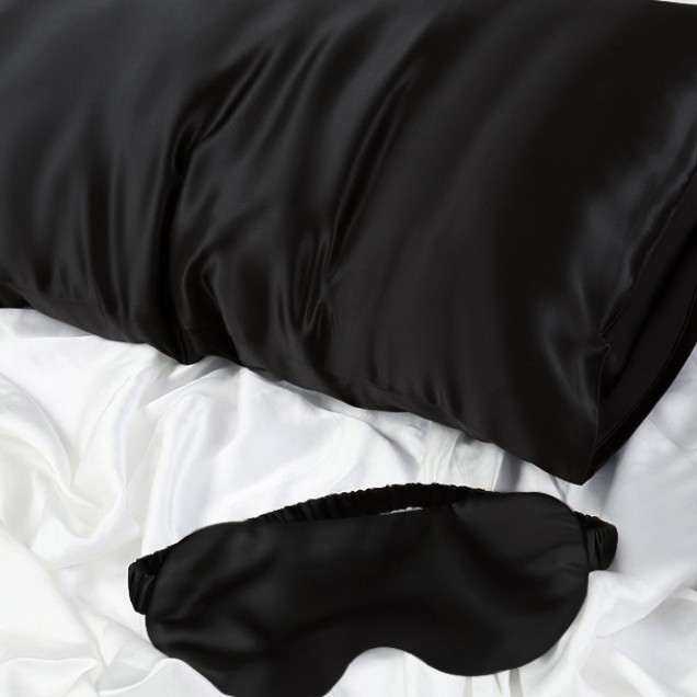 Two Piece Silk Gift Set Black Pillowcase & Eye Mask Canada